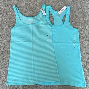 NWT Old Navy Blue Tanks (Medium)